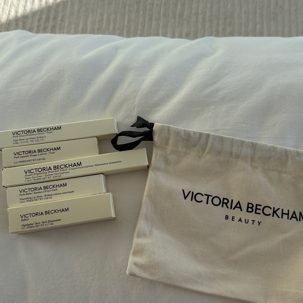 Victoria Beckham Set